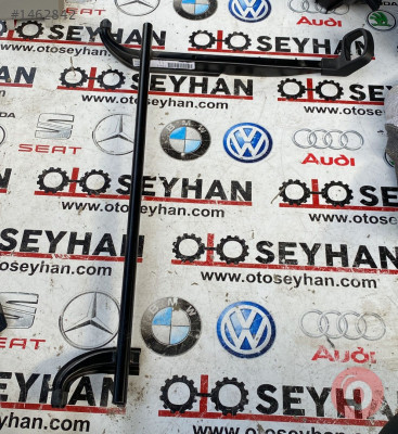 82403629-5 skoda fabia 2016 sağ ön koltuk alt kızak ayar kol