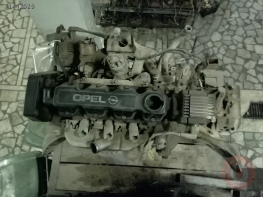 OPEL COMBO MOTOR