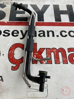 04E103474T audi A5 A4 B9 1.4 tfsi cvn yağlı hava su borusu