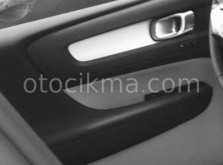 ORJİNAL VOLVO XC40 2019 KAPI KOLÇAĞI.