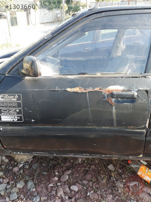 Mazda 323 sol ön kapı