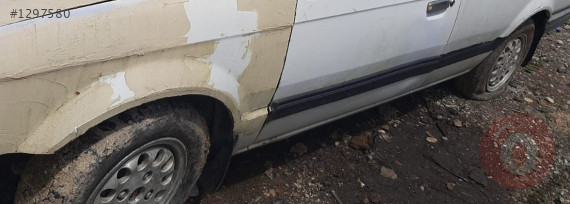 1988 model mazda 323 1.6 çıkma sol takım jant lastik
