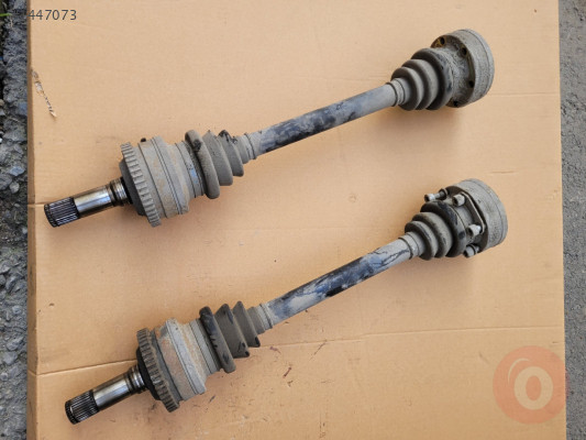 Opel Omega B arka aks