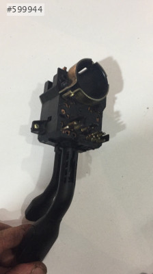 AUDI 80 FAR SİNYAL KOLU SIFIR