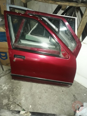 Renault Europa sağ ön kapi