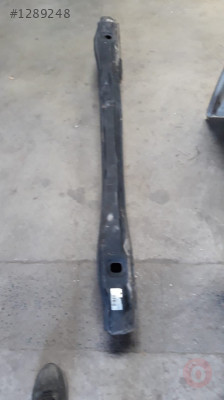 2011 bmw e 90 ön tampon demiri 750tl