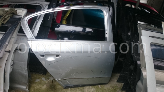 VOLKSWAGEN PASSAT B6 SAĞ ARKA KAPI