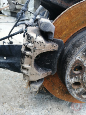 Audi a3 2010 sol arka fren merkezi kaliper