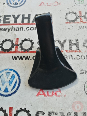 8L0886197A volkswagen passat B5 arka koltuk bağlantı kapağı