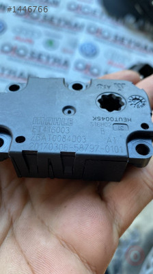 ZBAT0084D03 audi a4 2017 kalorifer ayar motoru
