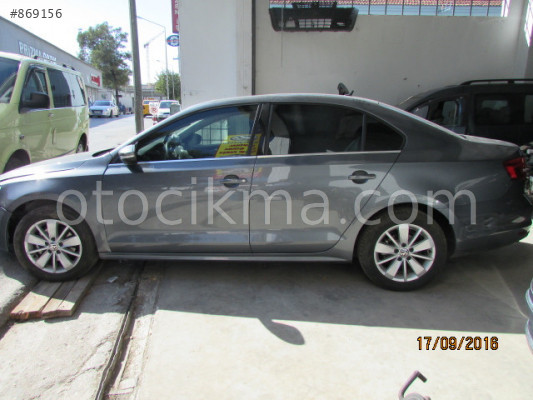 VOLKSWAGEN JETTA ÇIKMA SOL ÖN KAPI