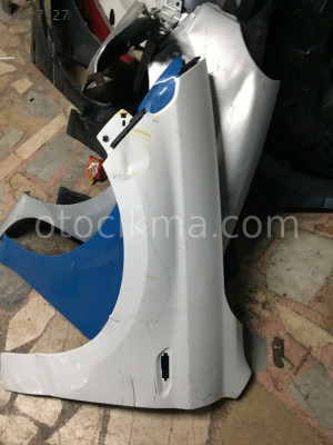 2016 model Fıat egea on çamurluk