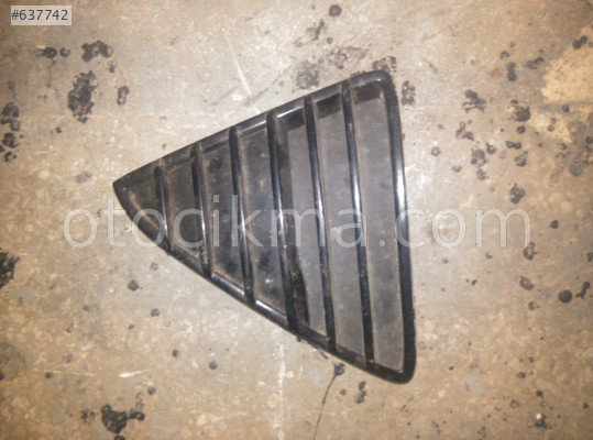 Ford focus 3 sağ sis kapağı orjinal