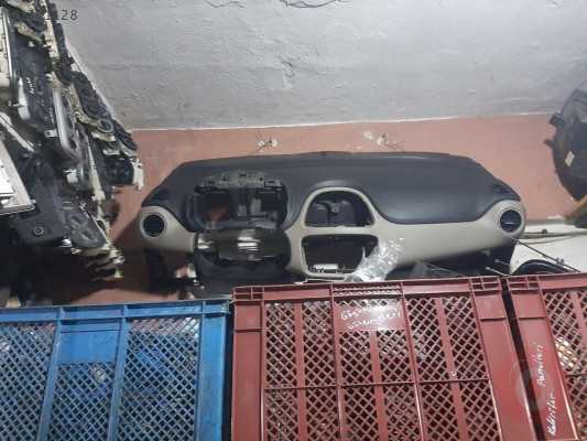 FIAT LİNEA URBAN ÇIKMA GÖGÜS TORPİDO