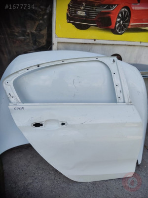 EGEA SAĞ ARKA KAPI ORJİNAL ÇIKMA