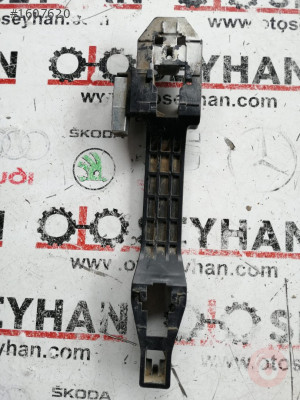 Mitsubishi l200 2014 sol arka kapı dış açma kolu braketi