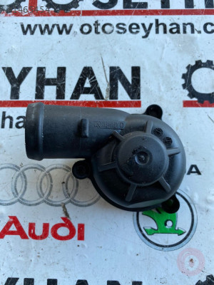 03C121121D audi a3 2008 1.4 tfsi termostat kapağı borusu
