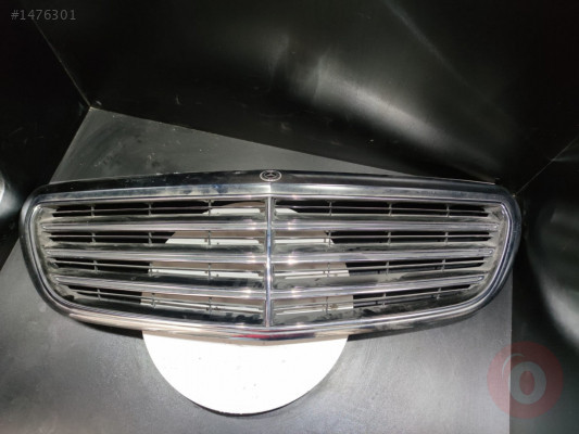 Mercedes E Serisi W213 Ön Panjur A2138808702 A2138809002