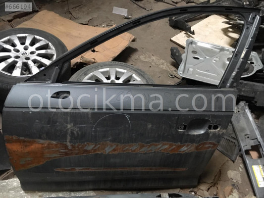 audi a4 sol ön kapı ve a4 tüm çıkma yedek parçalar