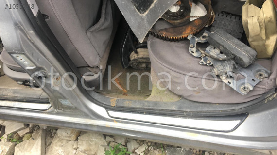 peugeot 607 çıkma sol marşbiyel