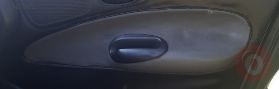 1997 model ford escort çıkma sağ ön kapı kolçağı