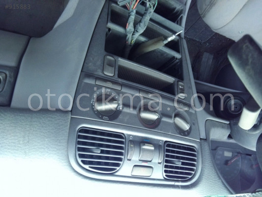 1996  VOLVO S40 ORİJİNAL KLİMA KONTROL PANELİ.