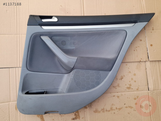 VW JETTA 06-10 KAPI DÖŞEMESİ SAĞ ARKA (GRİ-SİYAH) 1K5867212B