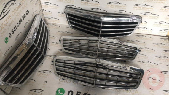 Mercedes E W211 2012 -2015 ön panjur orjinal çıkma