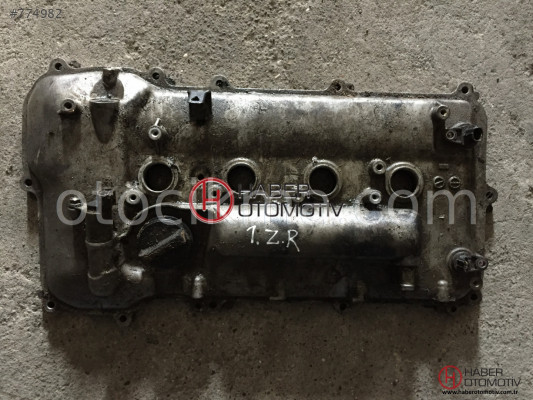 TOYOTA - AURİS / 1ZR 1.6 KÜLBÜTÖR KAPAĞI