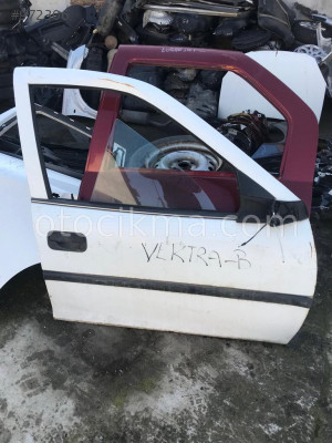 OPEL VECTRA B SAĞ ÖN KAPI GÜÇMANLAR OTO