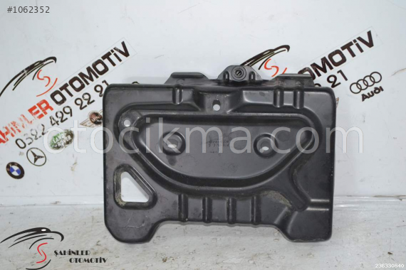 MERCEDES E SERİSİ W212 A212 AKÜ TUTUCU