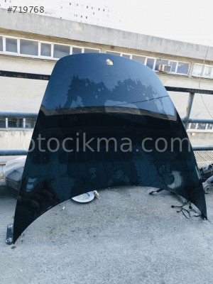 Porche Cayman kaput