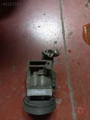 RENAULT CLİO 1.5 EURO-5 ÇIKMA ORJİNAL KLİMA KOMPRESÖRÜ