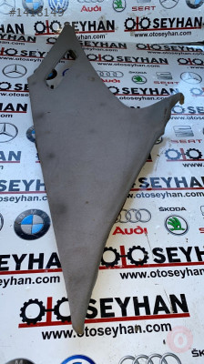 bmw 5.20 E34 sol arka direk kaplaması