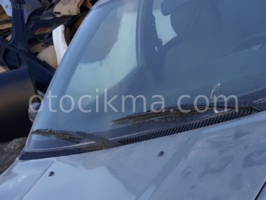 1992 MODEL ÇIKMA TOYOTA COROLLA ÖN SİLECEK KOLU.