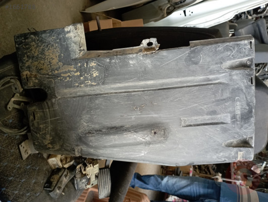 MERCEDES W 124.ÜST KORUMA KAPAĞI..1244780837