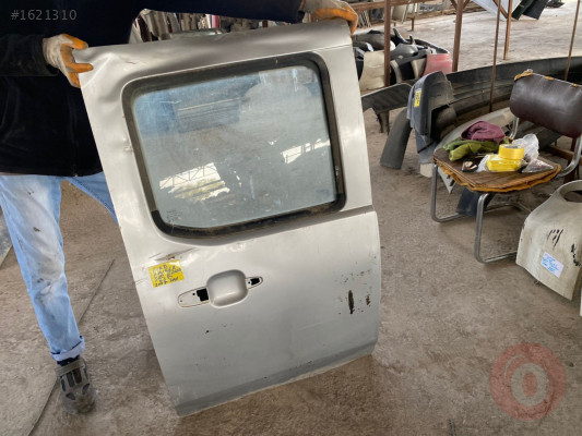 FORD RANGER SAĞ ARKA KAPI CAMI 2.ÜRÜN 2008-2011 MODEL