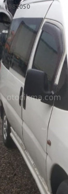 2002 model fiat scudo 1.9 dizel çıkma sağ takım kapı