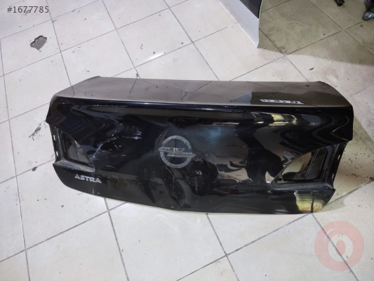 ASTRA J BAGAJ KAPAĞI ORJİNAL ÇIKMA