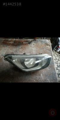 HYUNDAİ İ20 2013 SAĞ FAR ÇIKMA PARÇA