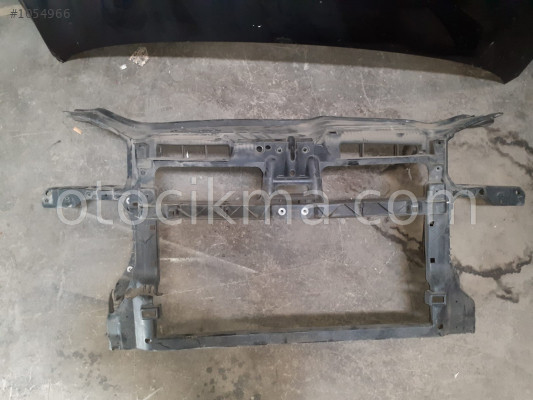 VOLKSWAGEN JETTA 2004-2010 ÖN PANEL