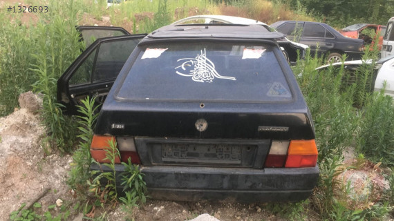 SKODA FAVORİT BAGAJ KAPAĞI