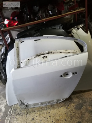 RENAULT FLUENCE SOL ARKA KAPI