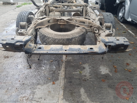 Volkswagen Amarok Arka Tampon Demiri Hatasız Orjinal Çıkma