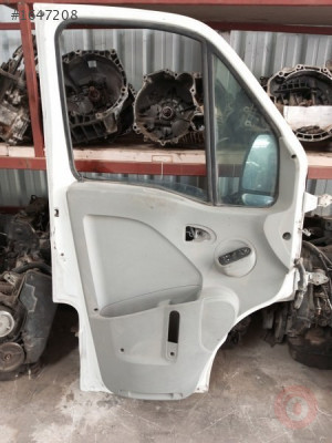 RENAULT MASTER 2 CAM KİRKOSU