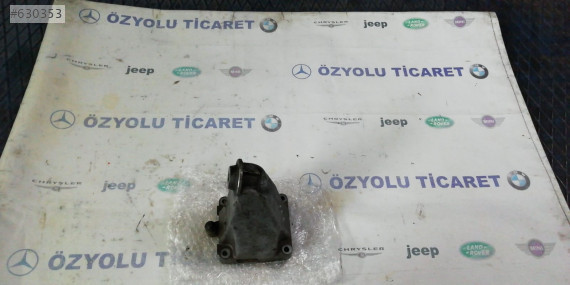 Mercedes w212 e serisi 271 CGI Motor kulağı A2712232304