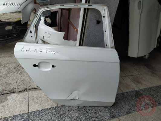 Audi A4 sağ arka kapl