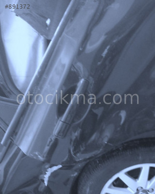 2007 VOLVO S40 ÇIKMA SAĞ ARKA KAPI KOLU.