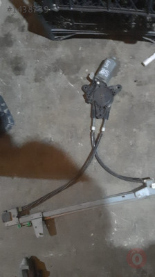 peugeot 306 çıkma sağ ön cam krikosu
