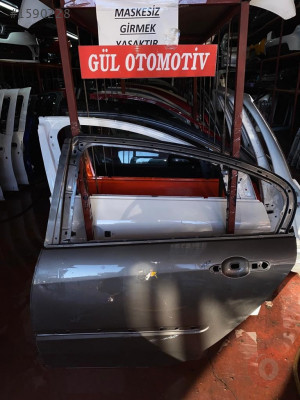 RENAULT LATITUDE ÇİKMA ORIJINAL SOL ARKA KAPI GÜL OTOMOTIV